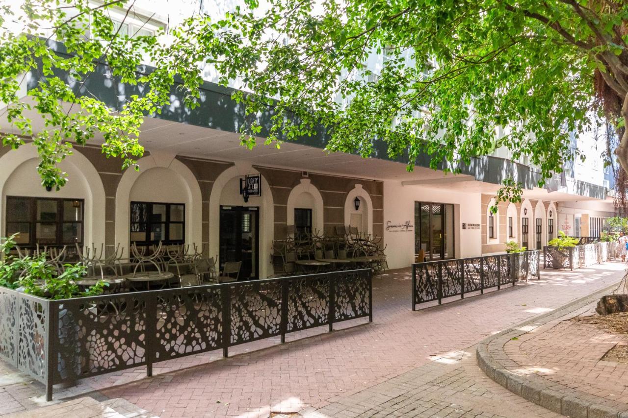كيب تاون Trendy Apartment In Thibault Square City Centre المظهر الخارجي الصورة